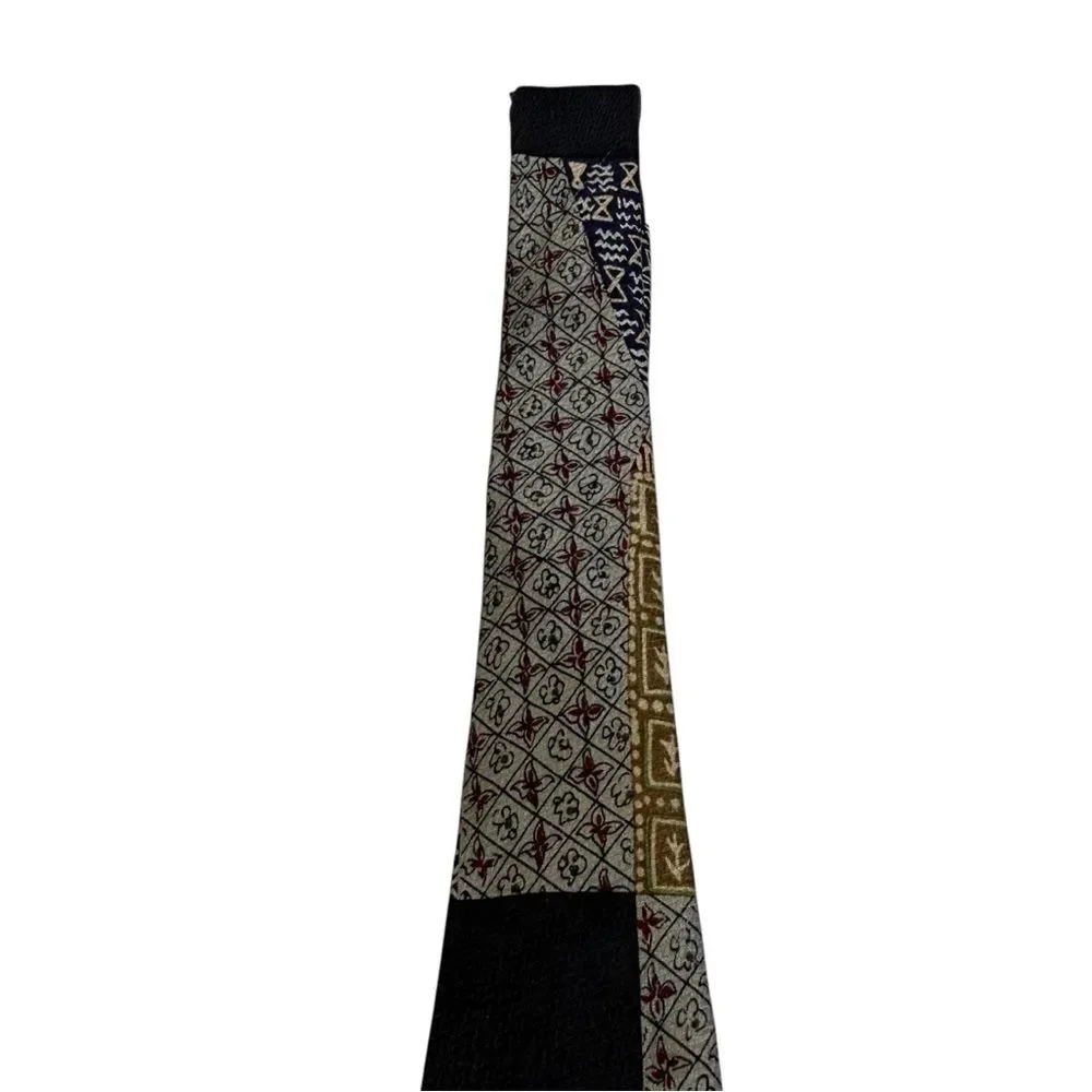 Via Veneto Hand Tailored 100% Silk Necktie Tie Patchwork Print